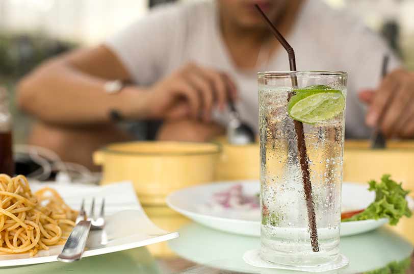 Syreskade tenner | Oslo Tannlegesenter gir deg gode råd og evt. profesjonell behandling ved behov